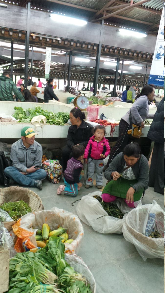 Local Market03